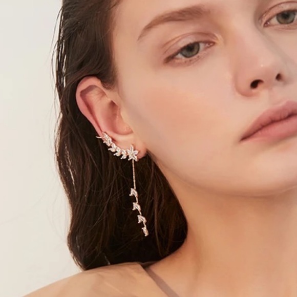 Gold Crystal Flower Ear Cuff Dangle Earring - Picture 5 of 11